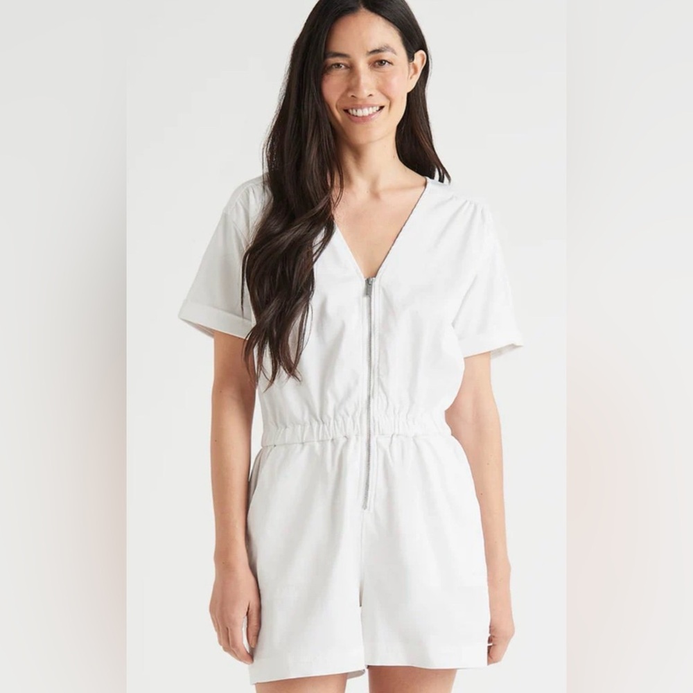Splendid White V-Neck Zip Front Romper